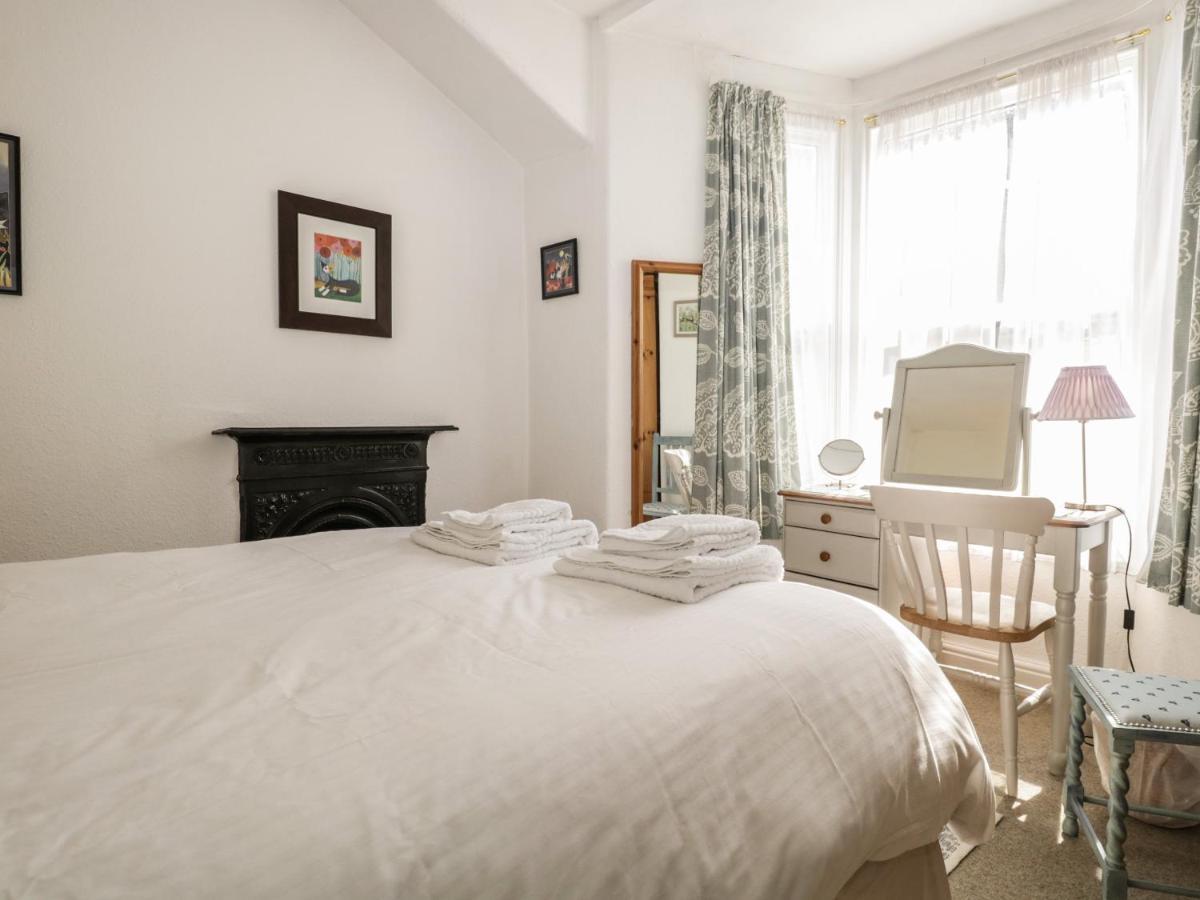 Honeysuckle Cottage, Craig Walk Bowness-on-Windermere Εξωτερικό φωτογραφία
