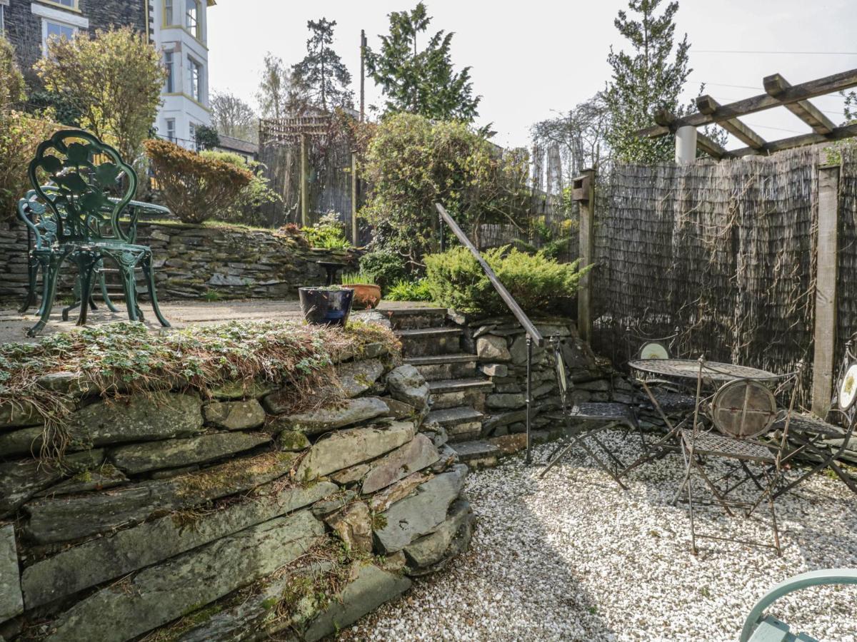 Honeysuckle Cottage, Craig Walk Bowness-on-Windermere Εξωτερικό φωτογραφία
